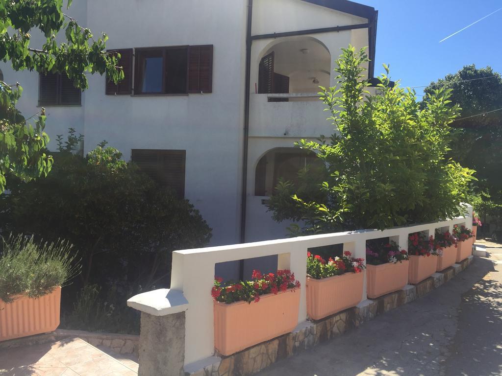 Apartments Juranic I Baška Extérieur photo