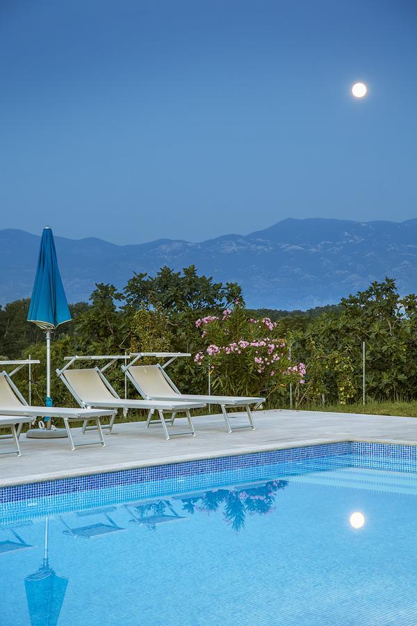 Apartments Juranic I Baška Extérieur photo